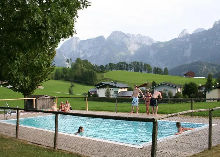 Oberwotzlhof Pensionat 3*